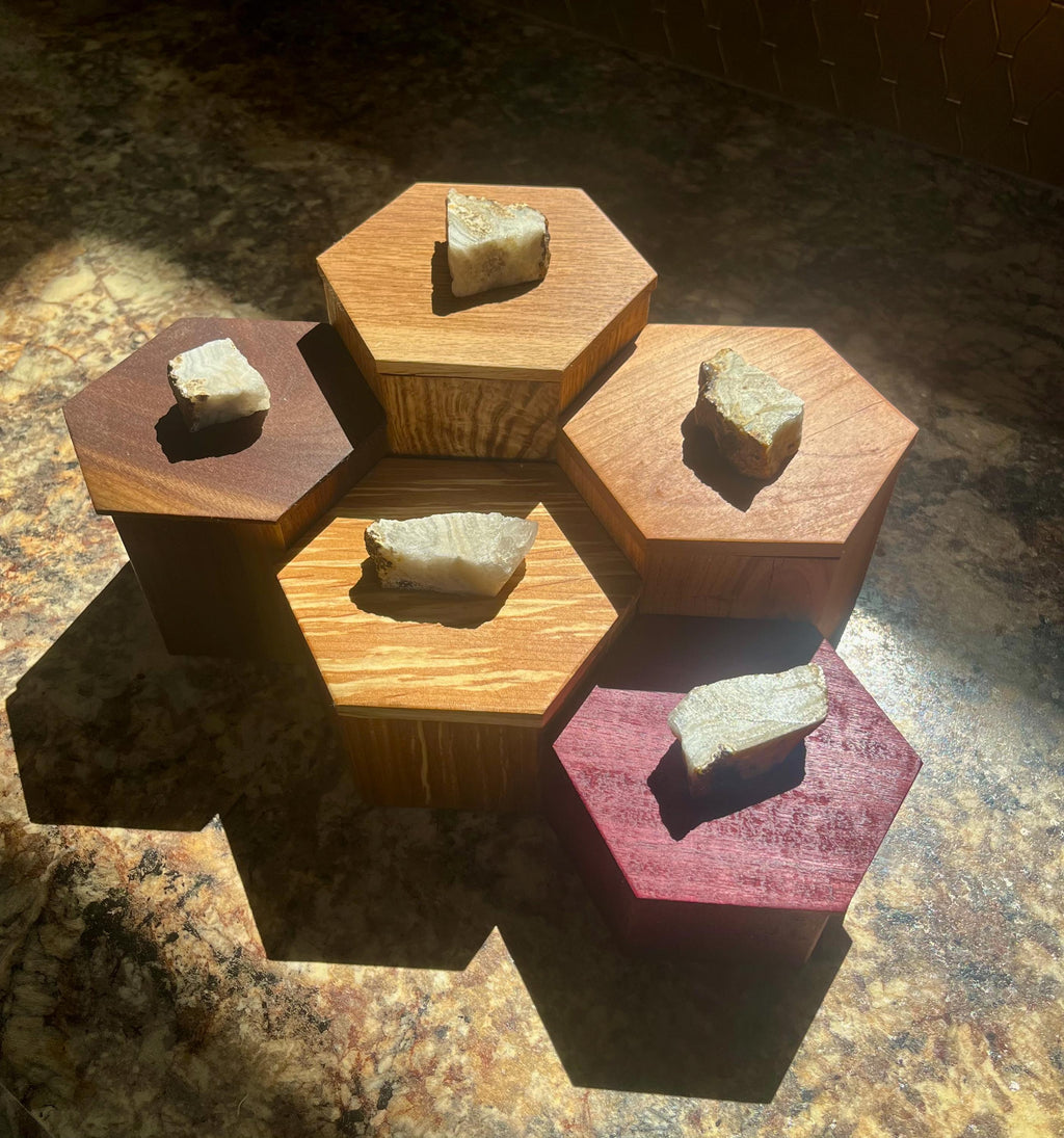 Honeycomb Jewelry Box: Mixed Wood & Oregon Thunderegg Lids