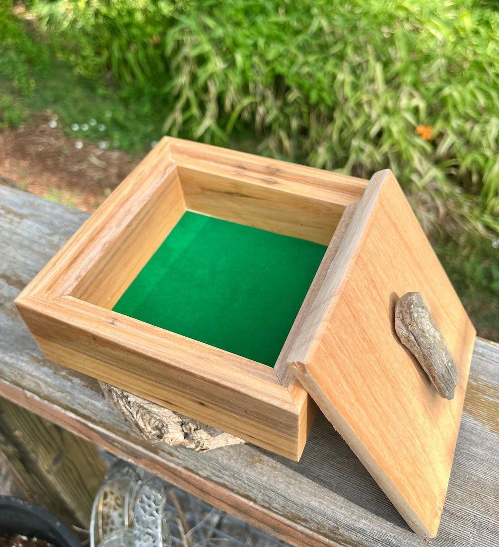 Apple Wood Jewelry Box with Petrified Wood Lid: Green Felt Lined