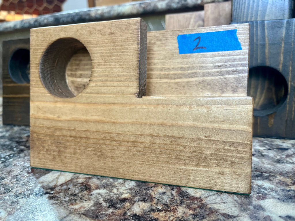 Handmade Pine Wood Phone Amplifier: Rustic Acoustic Speaker & Stand