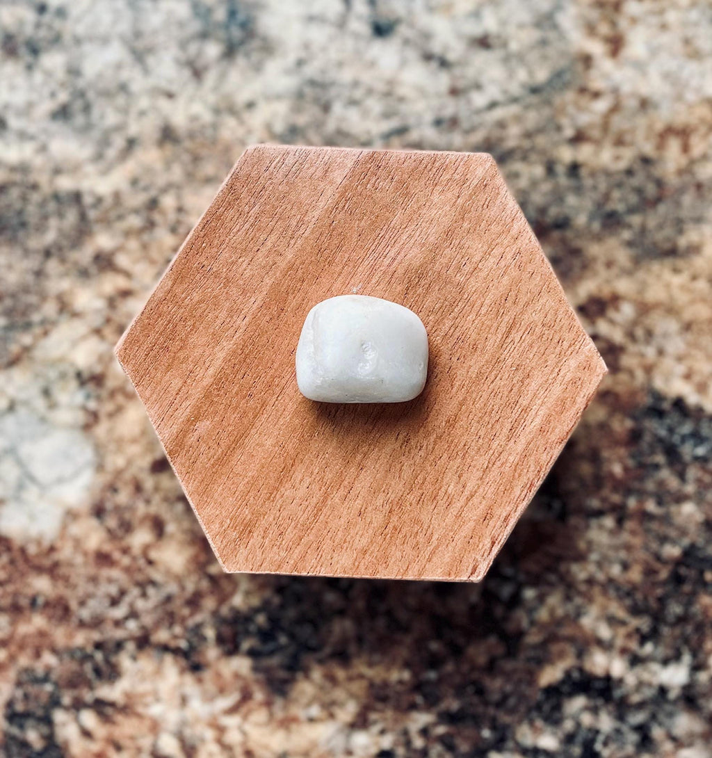 Handmade Mahogany Hexagon Jewelry Box: Quartz Crystal Lid