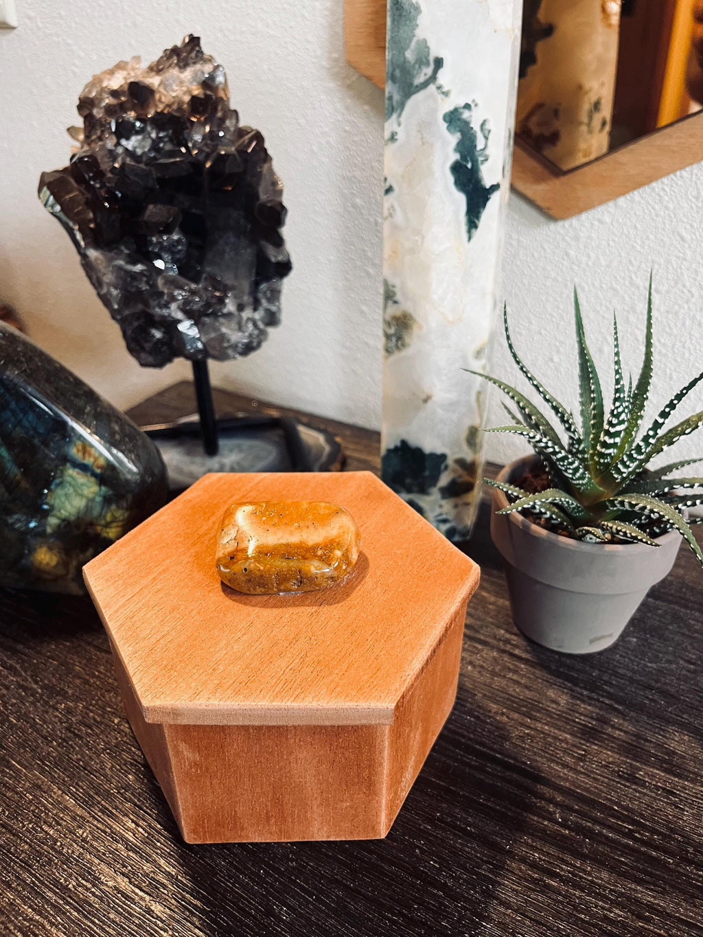 Handmade Mahogany Hexagon Jewelry Box with Agate Stone Lid