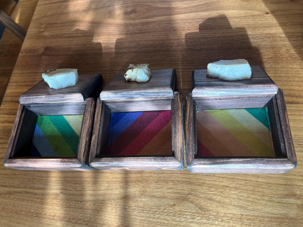 Handmade Spruce Wood Jewelry Box Set – Oregon Thunderegg Pulls, Rainbow Felt Lined