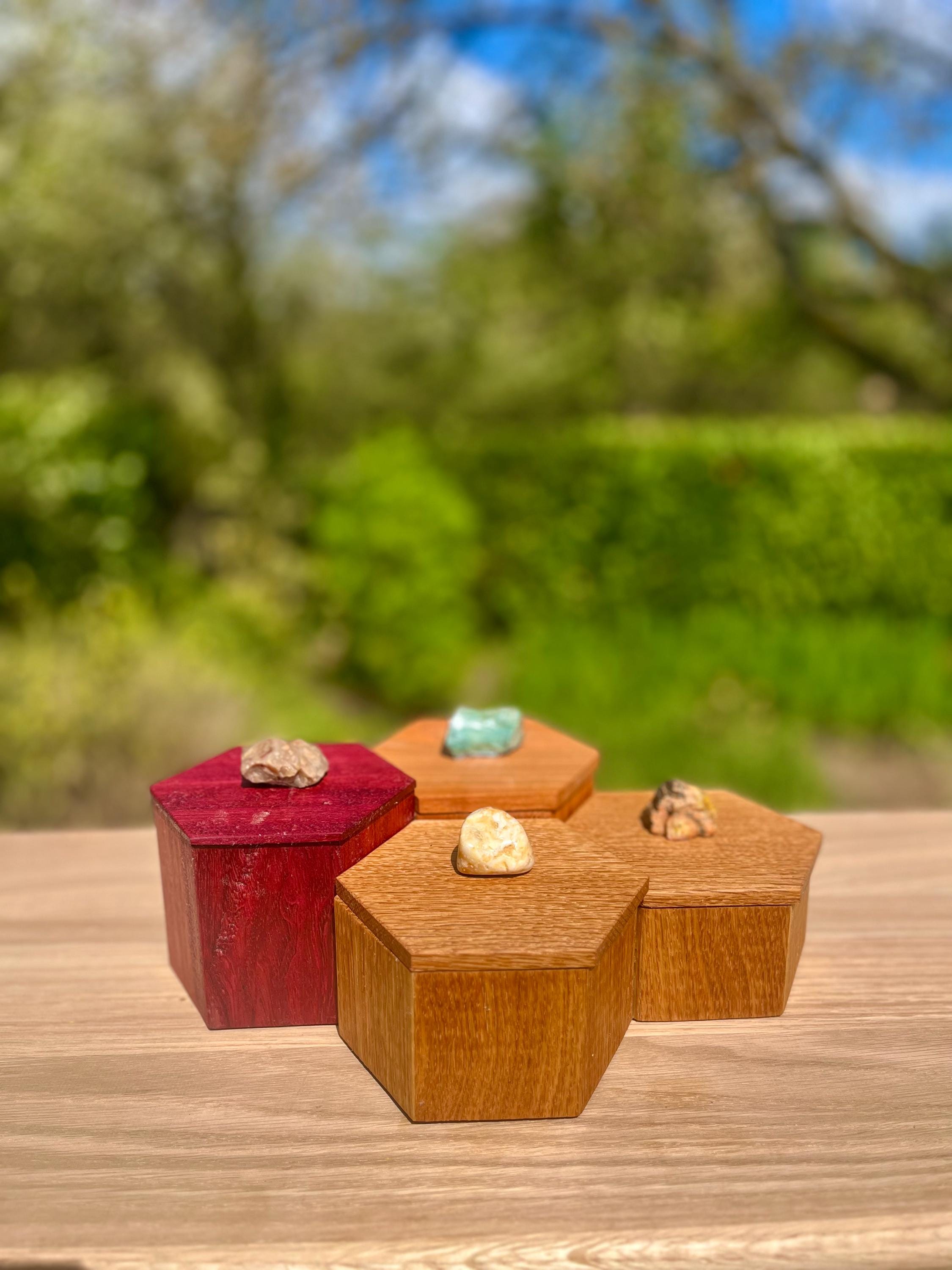 Honeycomb Jewelry Box: Purpleheart, Plum & Oak with Agate Lids