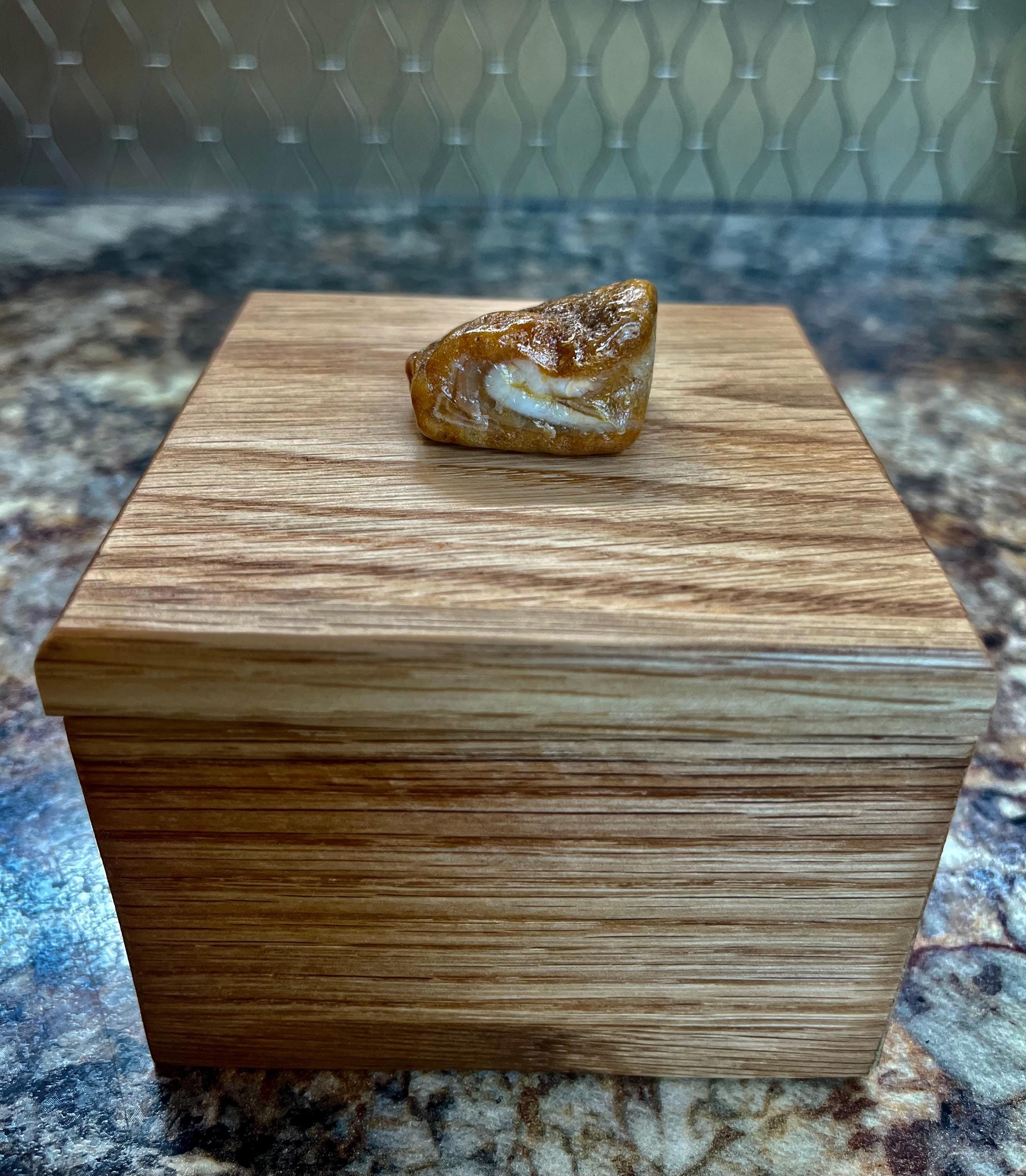 Handcrafted Oak Box Set: Willamette Valley Agate Pulls, Sparkle Felt Lining