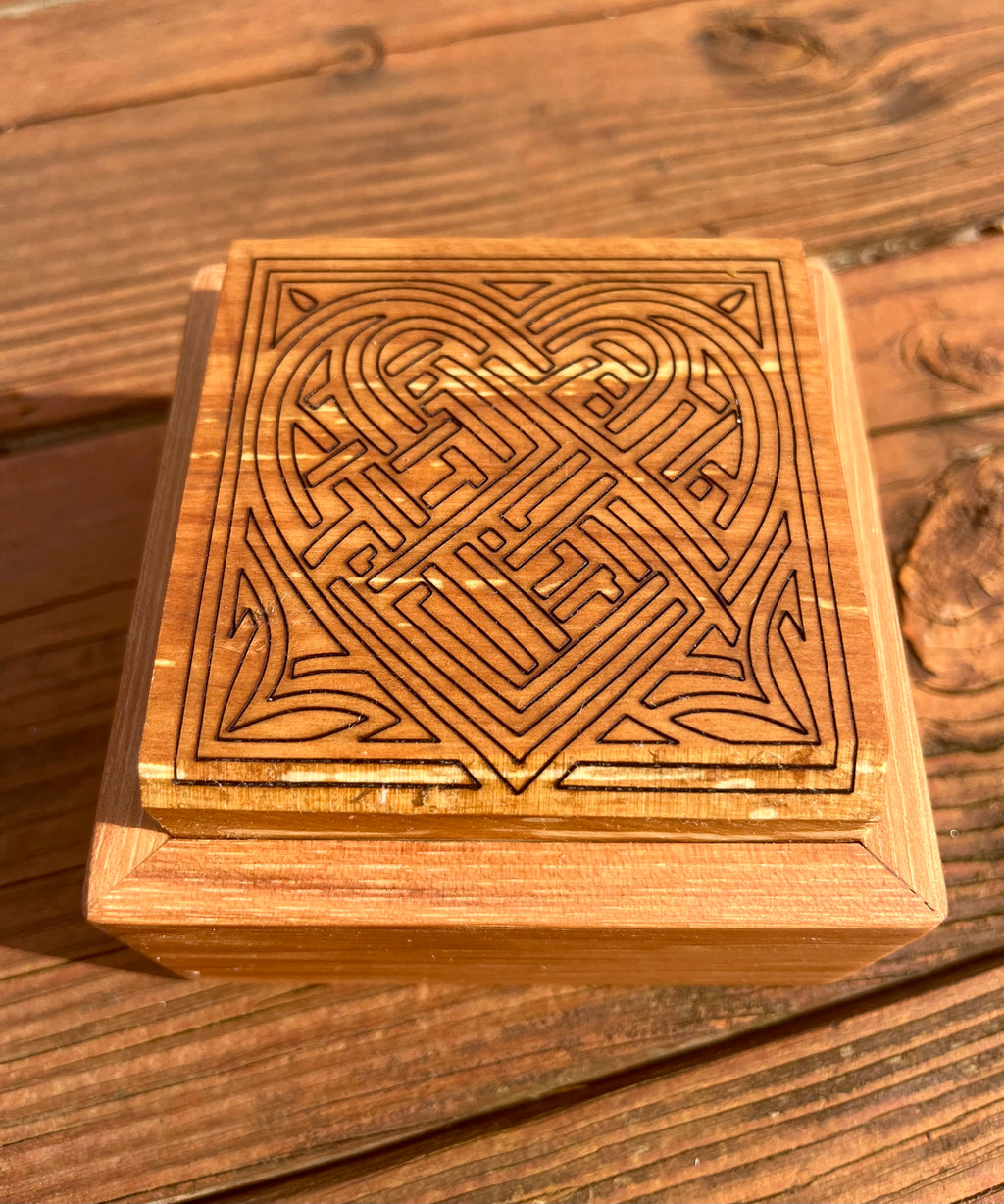 Pecan Keepsake Box with Heirloom Apple Lid & Heart Mandala Engraving