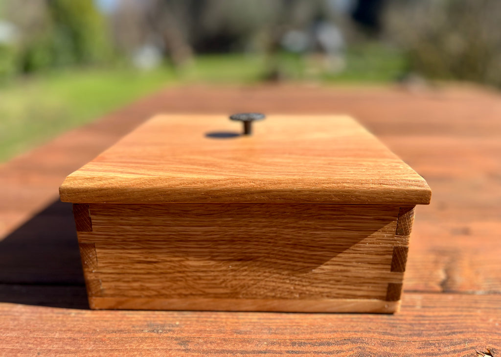 Handcrafted Solid Oak Keepsake Box – Dovetail Joinery, Engraved Mandala Lid, Blue Sparkle Lining