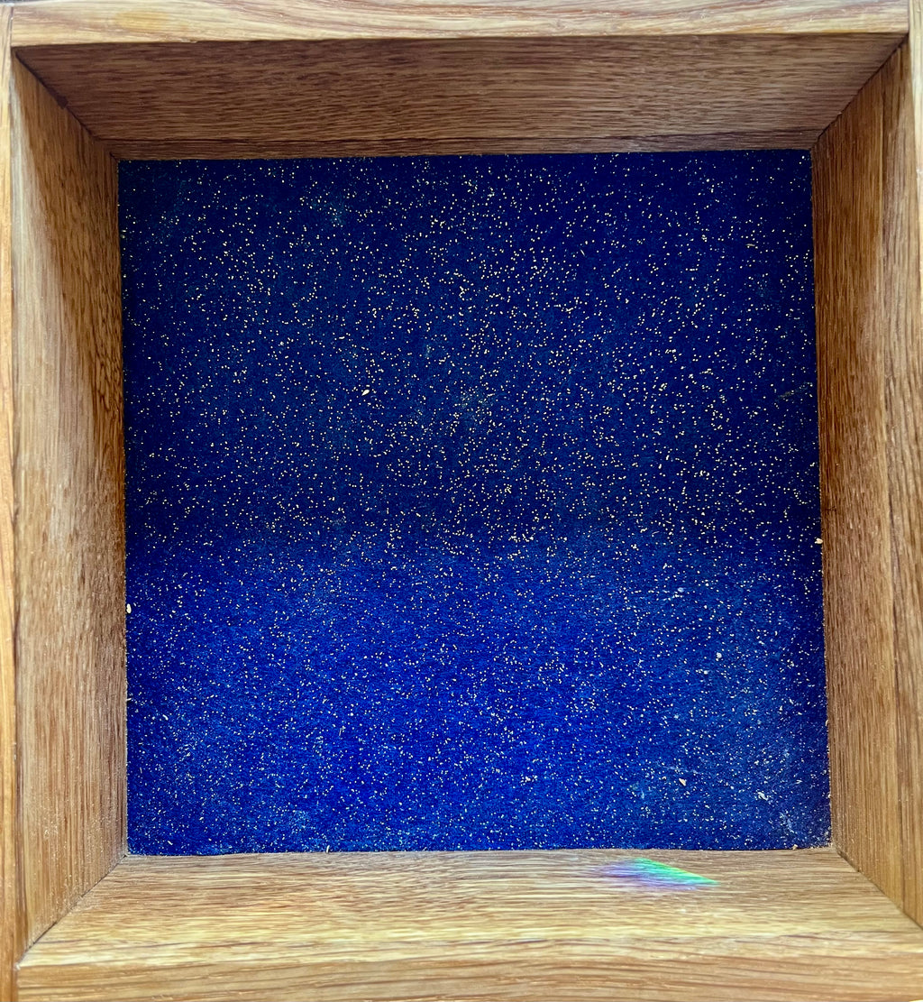 Handcrafted Solid Oak Keepsake Box – Dovetail Joinery, Engraved Mandala Lid, Blue Sparkle Lining