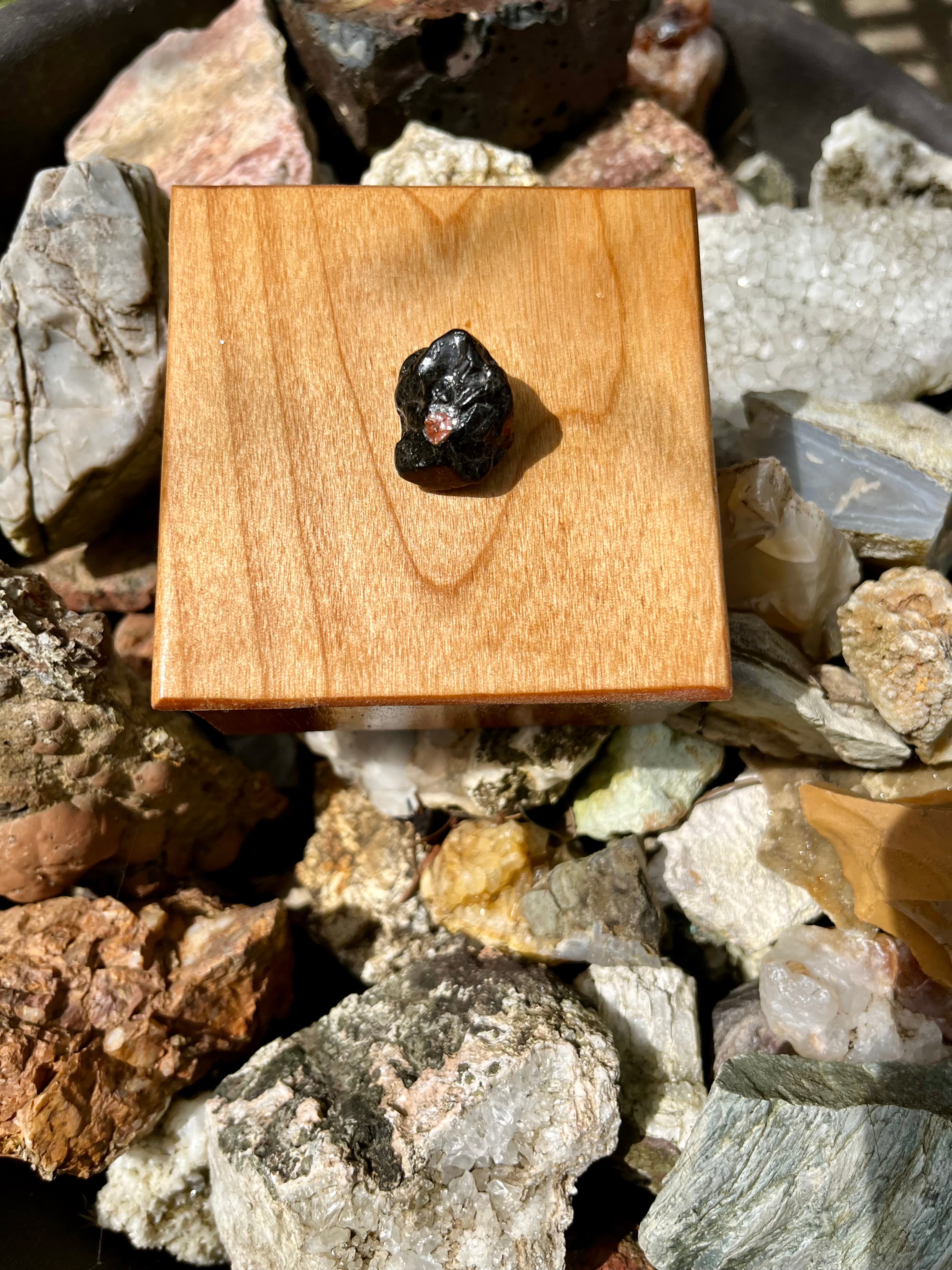Handcrafted Wood Jewelry Box: Oregon Agate, Salvaged Cherry Lid