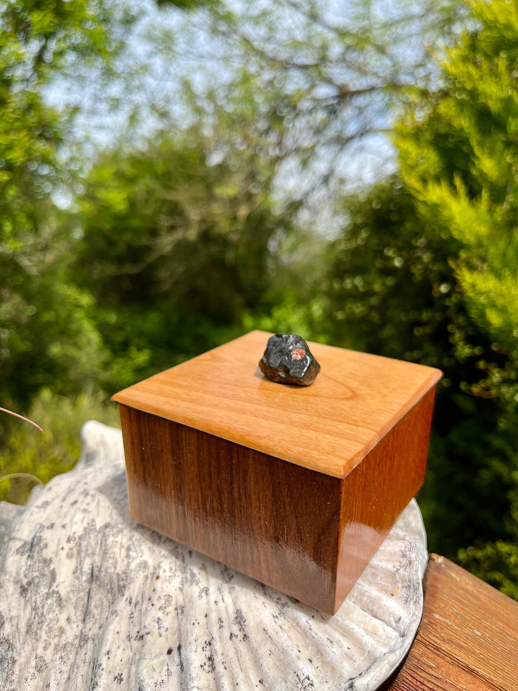 Handcrafted Wood Jewelry Box: Oregon Agate, Salvaged Cherry Lid