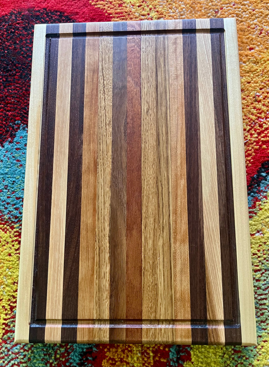 Premium Handmade Hardwood Cutting Board – Edge Grain Style with Juice Groove
