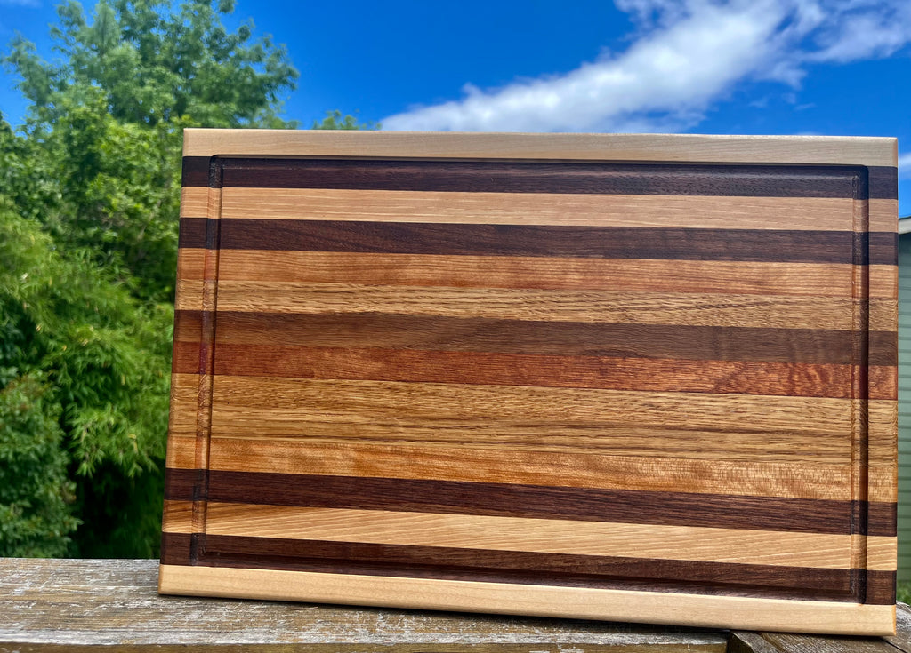 Premium Handmade Hardwood Cutting Board – Edge Grain Style with Juice Groove
