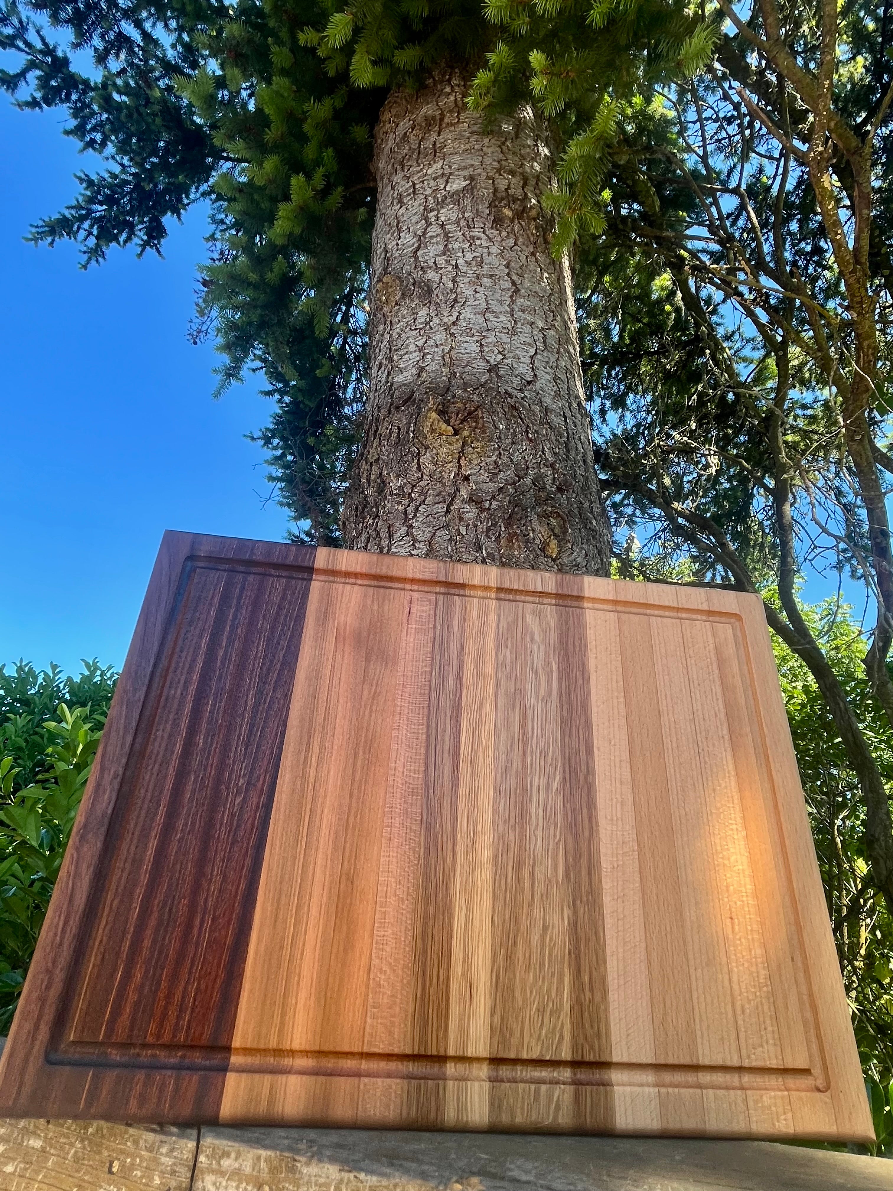 Gradient Hardwood Edge Grain Cutting Board – Locally Grown Walnut, Cherry & Oak