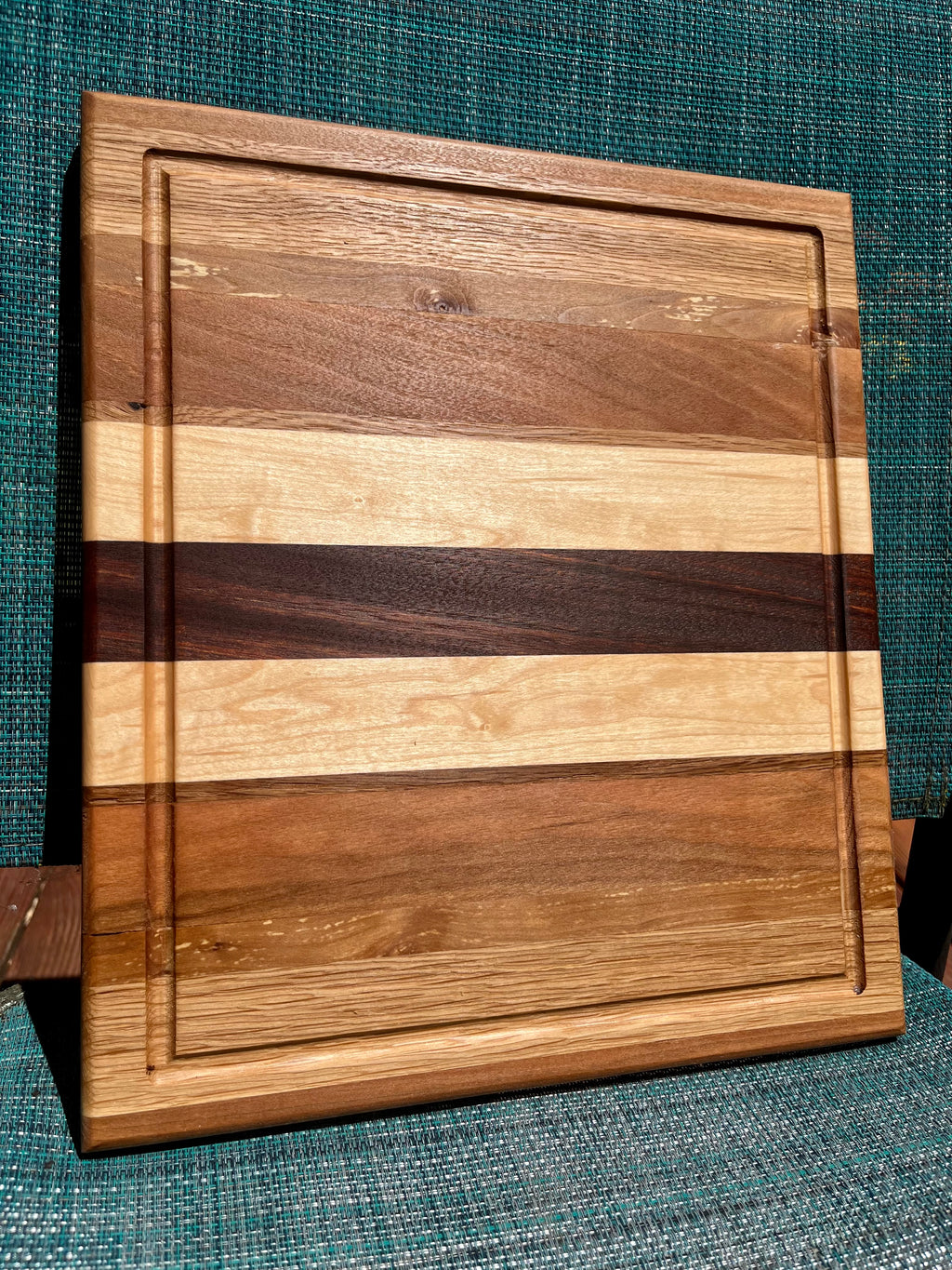 Handmade Face Grain Cutting Board – Walnut, Apple, Oak, Cherry & Maple | Locally Grown Gifts