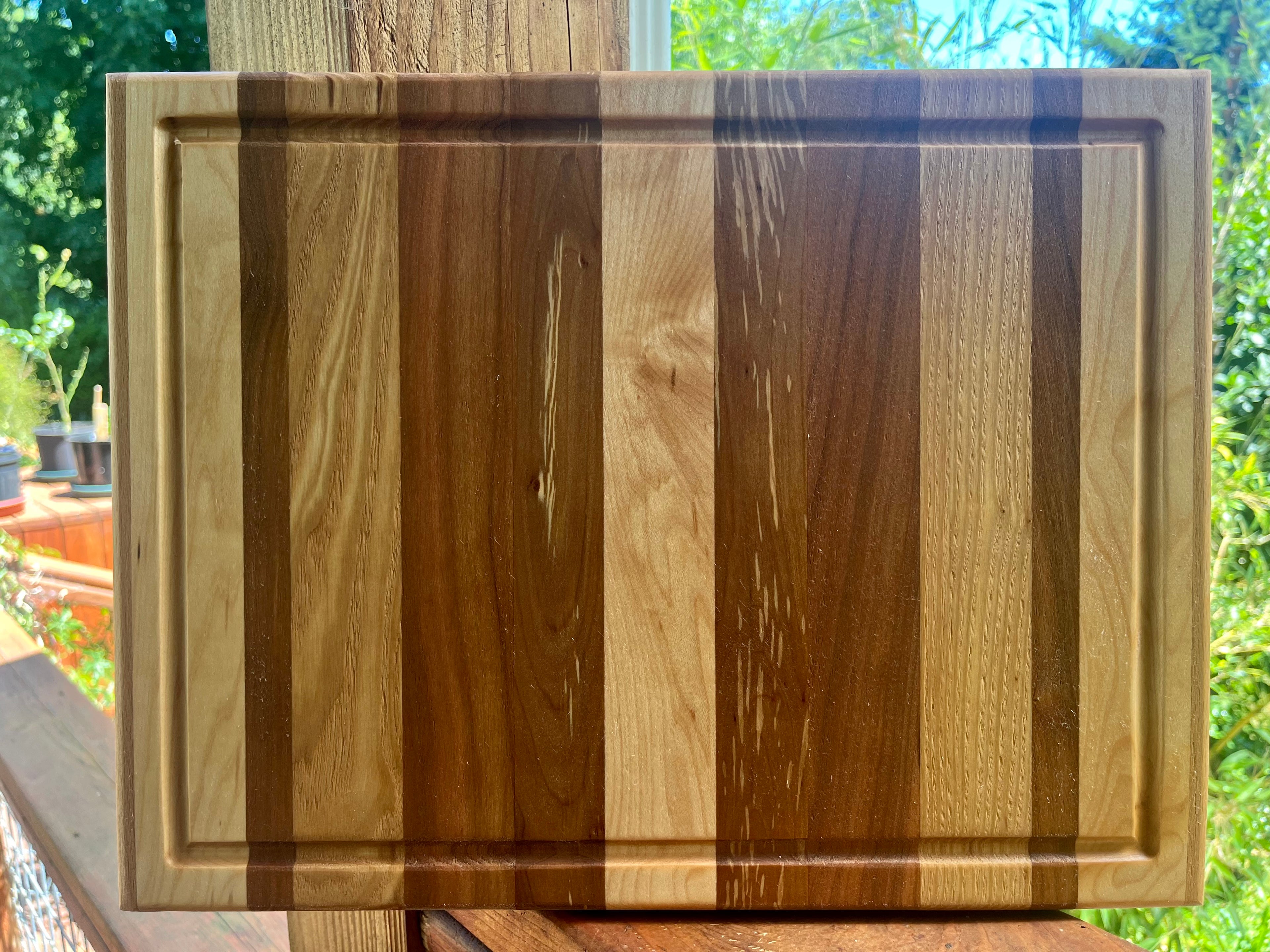 Handmade Face Grain Cutting Board – Apple, Oak, Cherry, Maple & Walnut | Locally Grown Gifts
