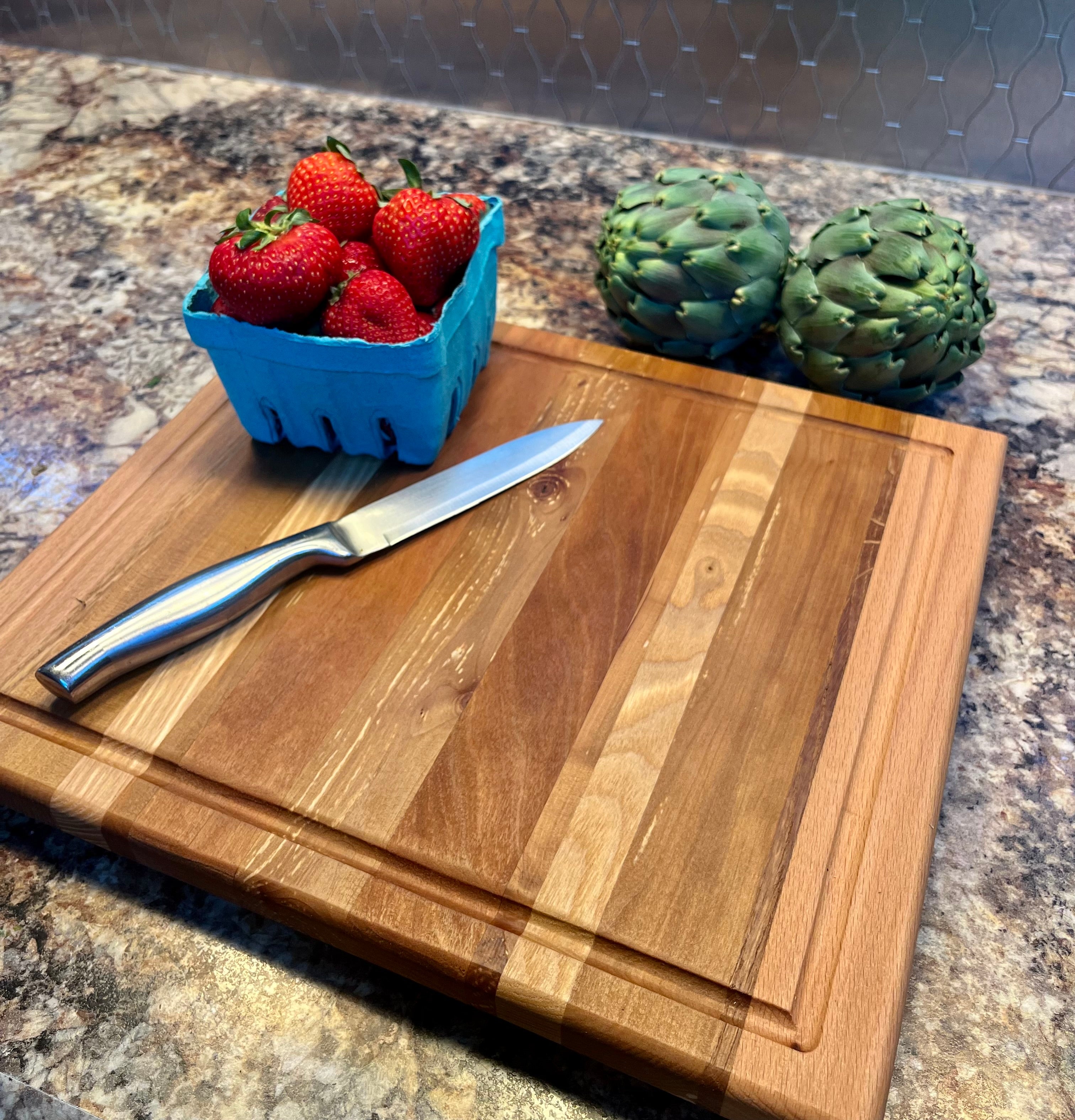 Handmade Face Grain Cutting Board – Apple, Oak, Cherry & Maple | Locally Grown Gifts