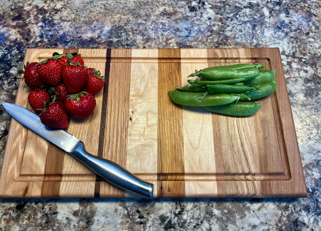 Handmade Face Grain Cutting Board – Cherry, Oak, Maple, Walnut & Sapele | Locally Grown Gifts