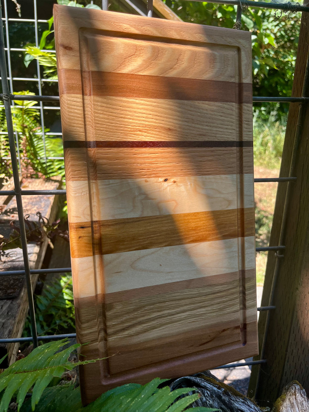 Handmade Face Grain Cutting Board – Cherry, Oak, Maple, Walnut & Sapele | Locally Grown Gifts