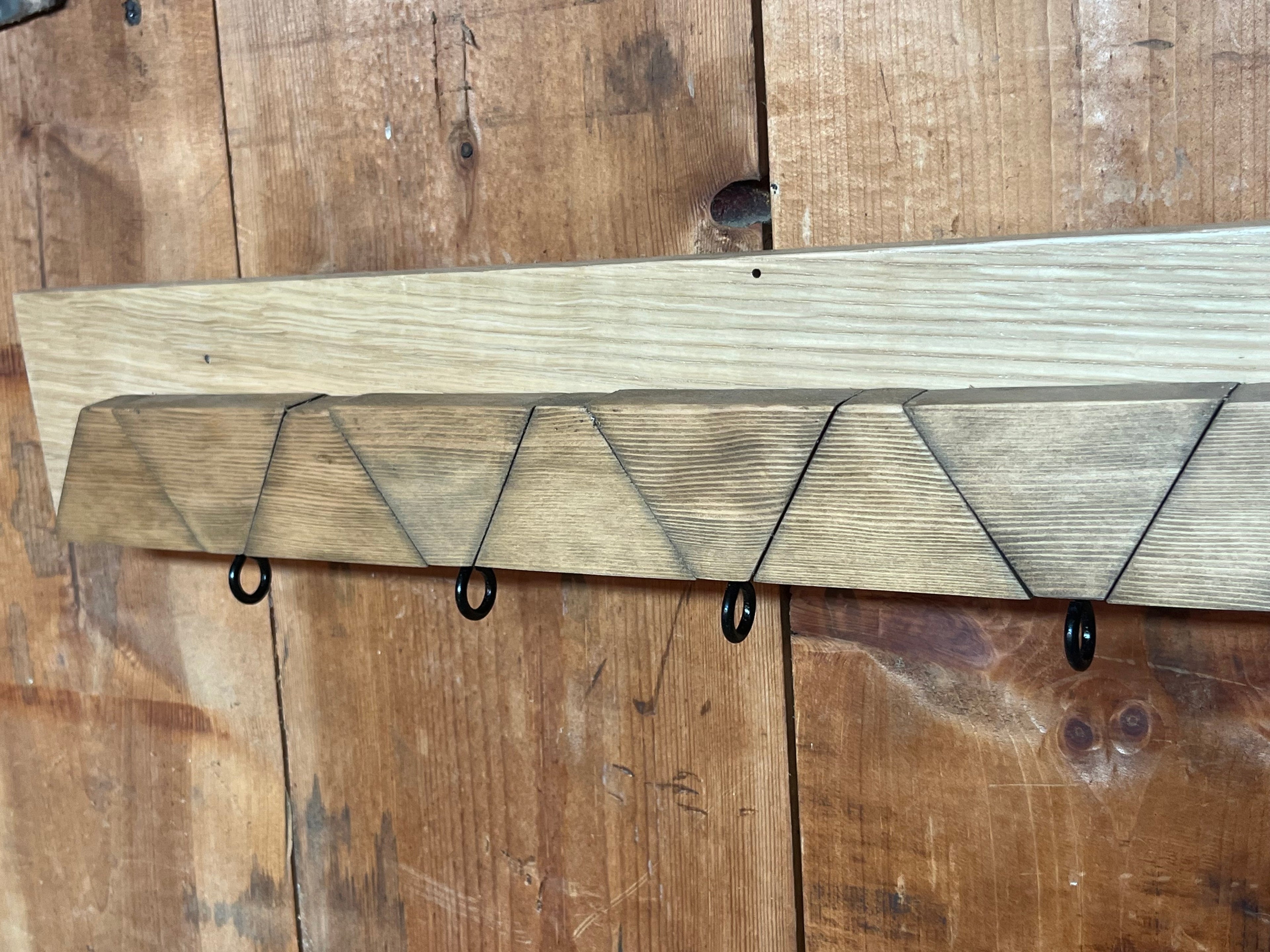 Hidden Hook Wall Rack – Locally Grown Oak & Upcycled Fir Key Organizer