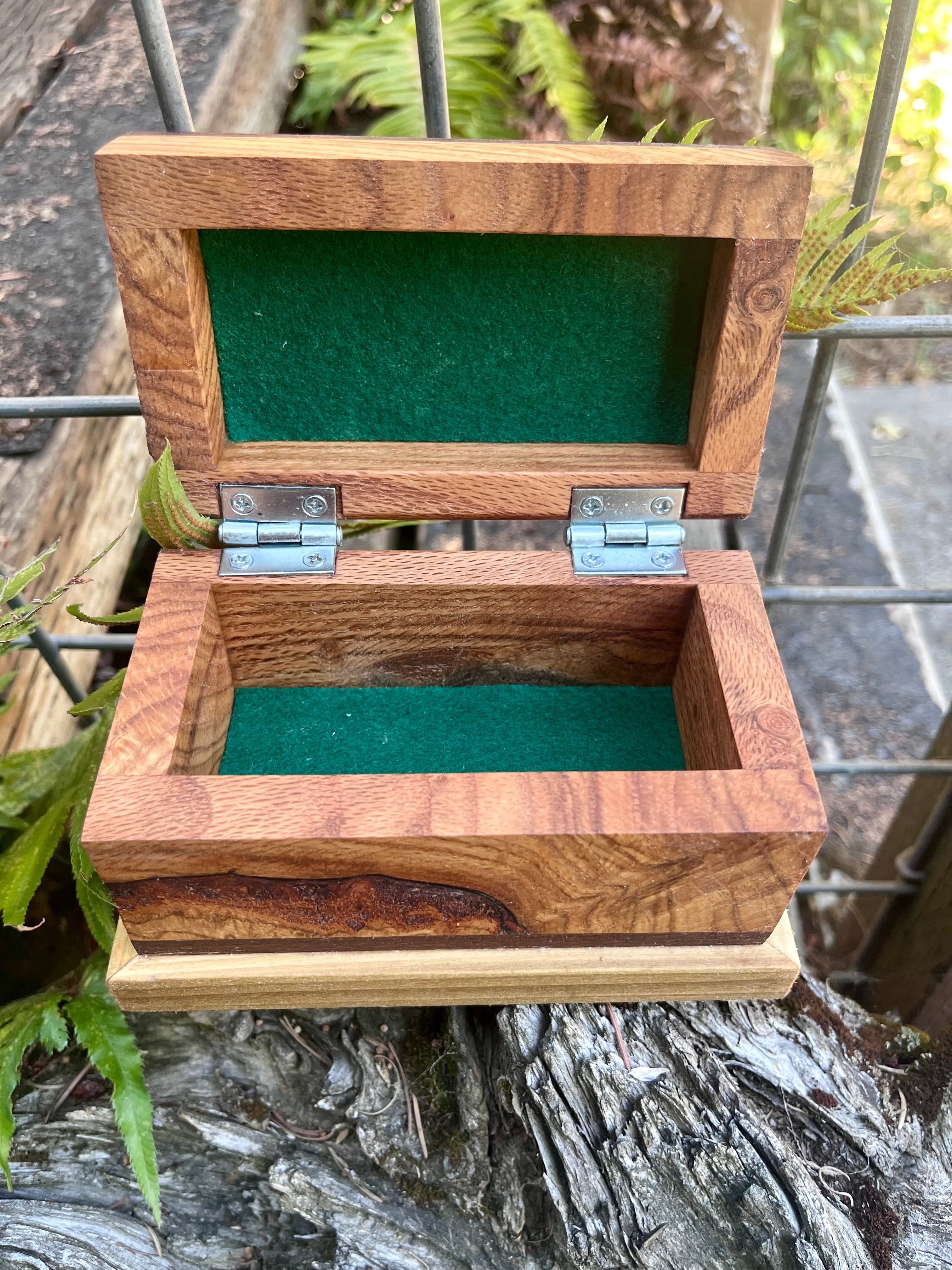 Oregon Oak & Walnut Keepsake Box | One-of-a-Kind | Hinged Lid | Green Felt Lined