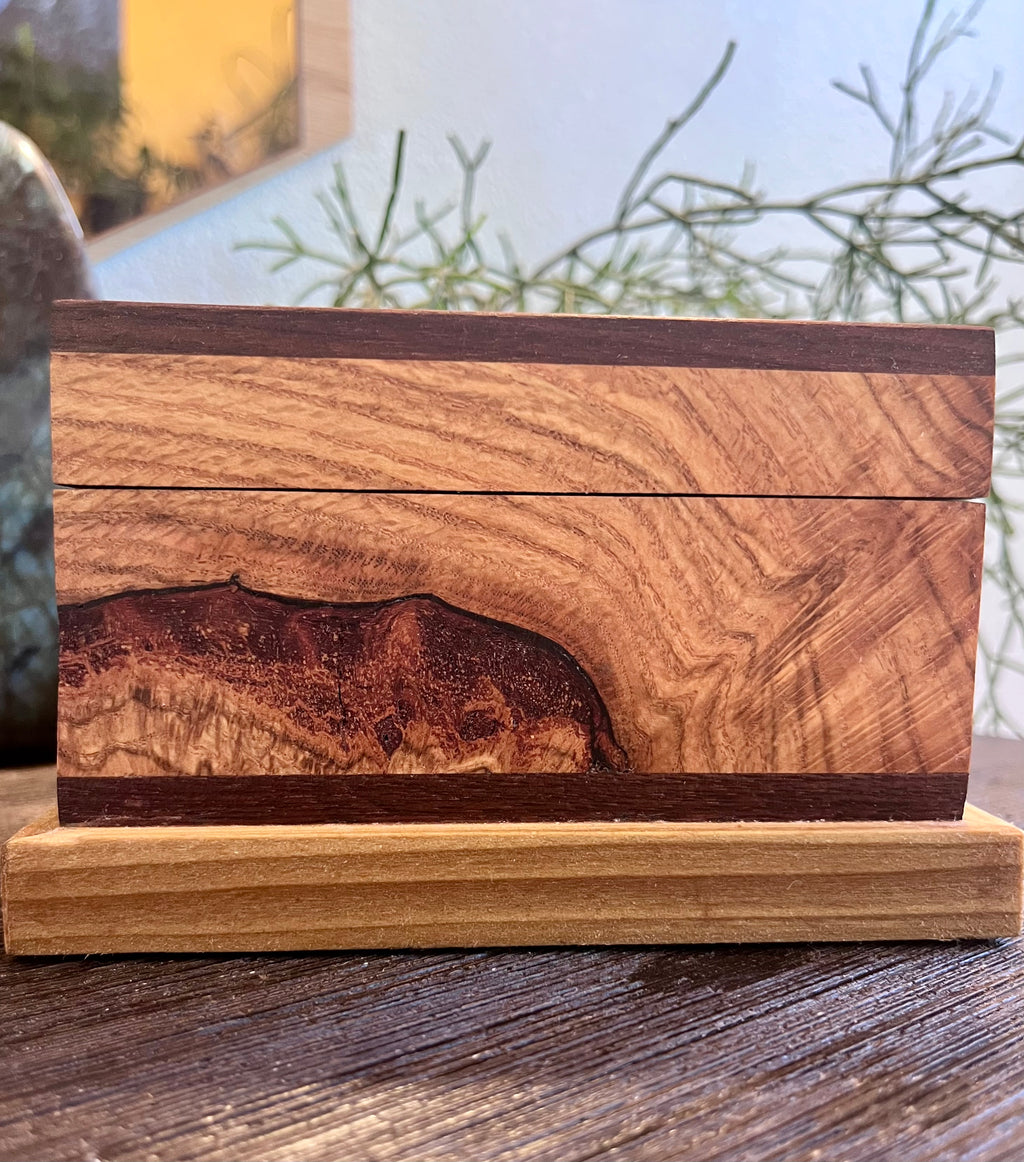 Oregon Oak & Walnut Keepsake Box | One-of-a-Kind | Hinged Lid | Green Felt Lined