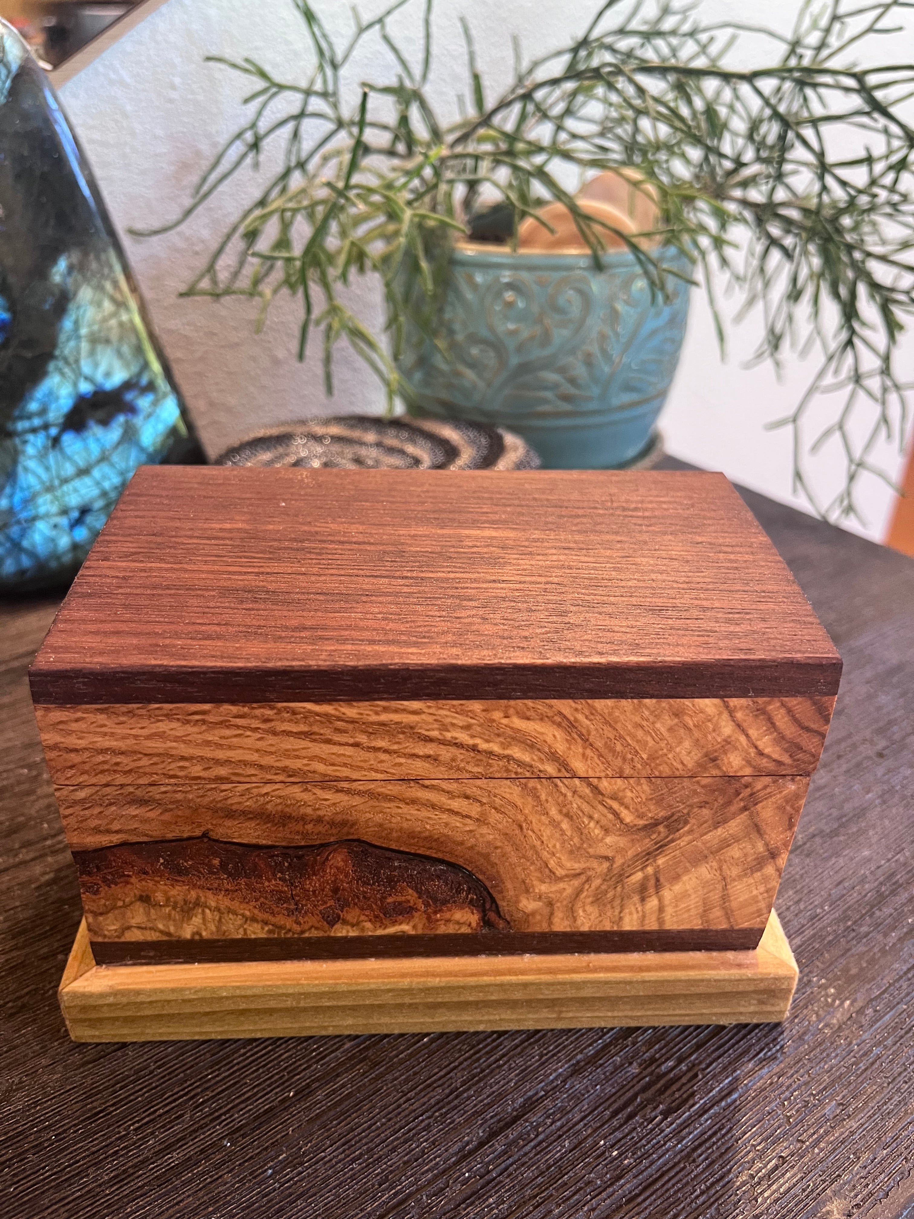 Oregon Oak & Walnut Keepsake Box | One-of-a-Kind | Hinged Lid | Green Felt Lined