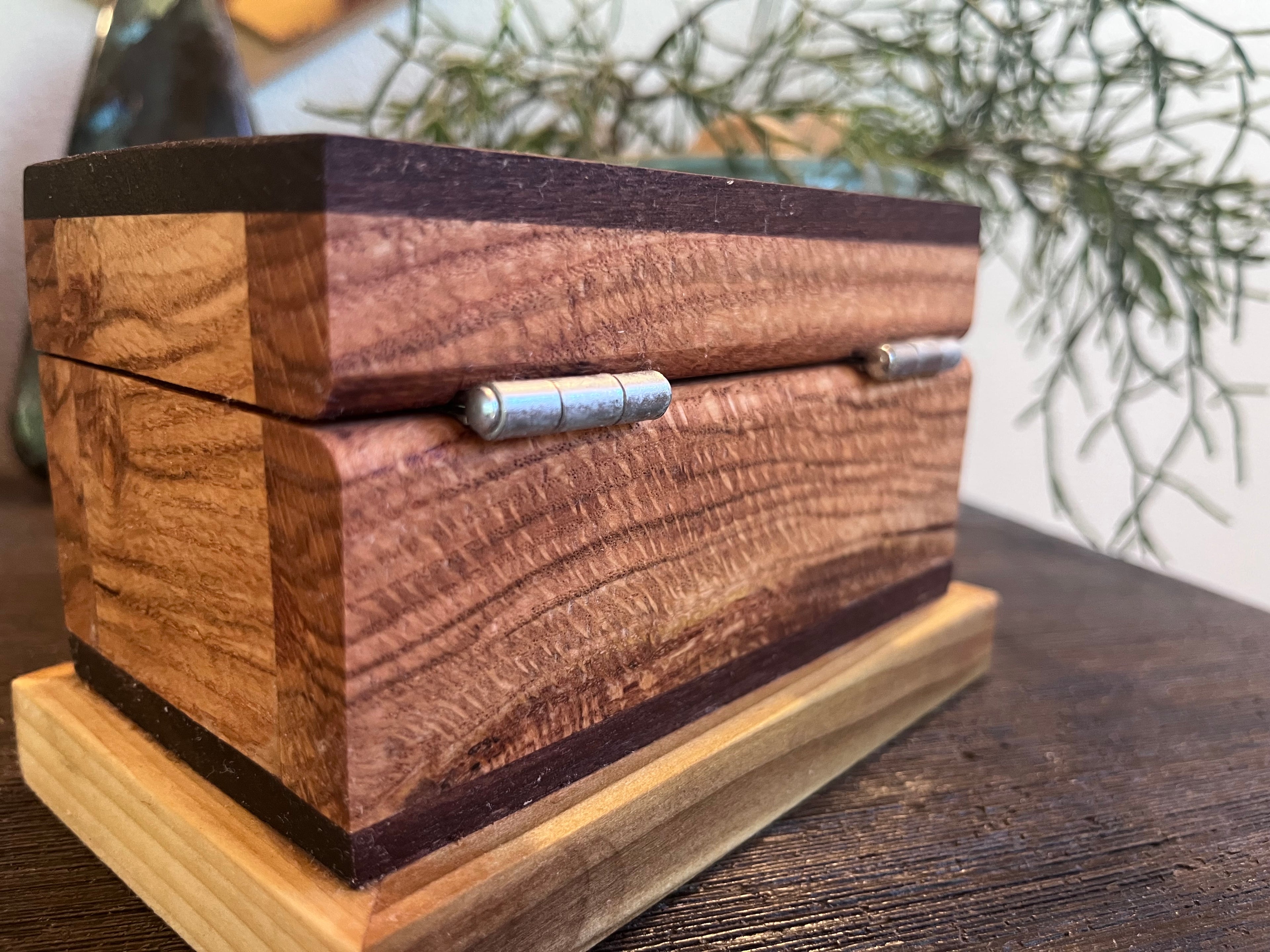 Oregon Oak & Walnut Keepsake Box | One-of-a-Kind | Hinged Lid | Green Felt Lined