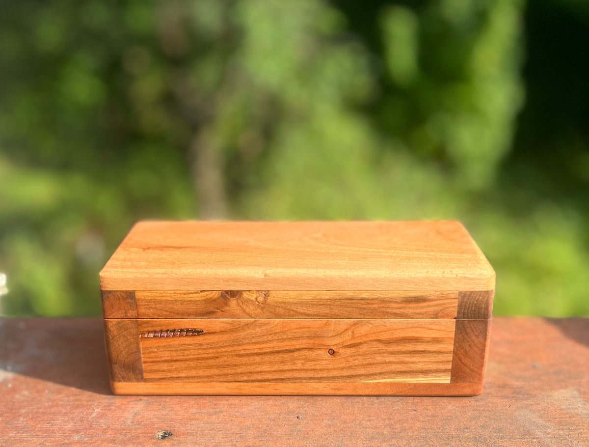 Heirloom Apple, Plum & Alder Treasure Chest Box