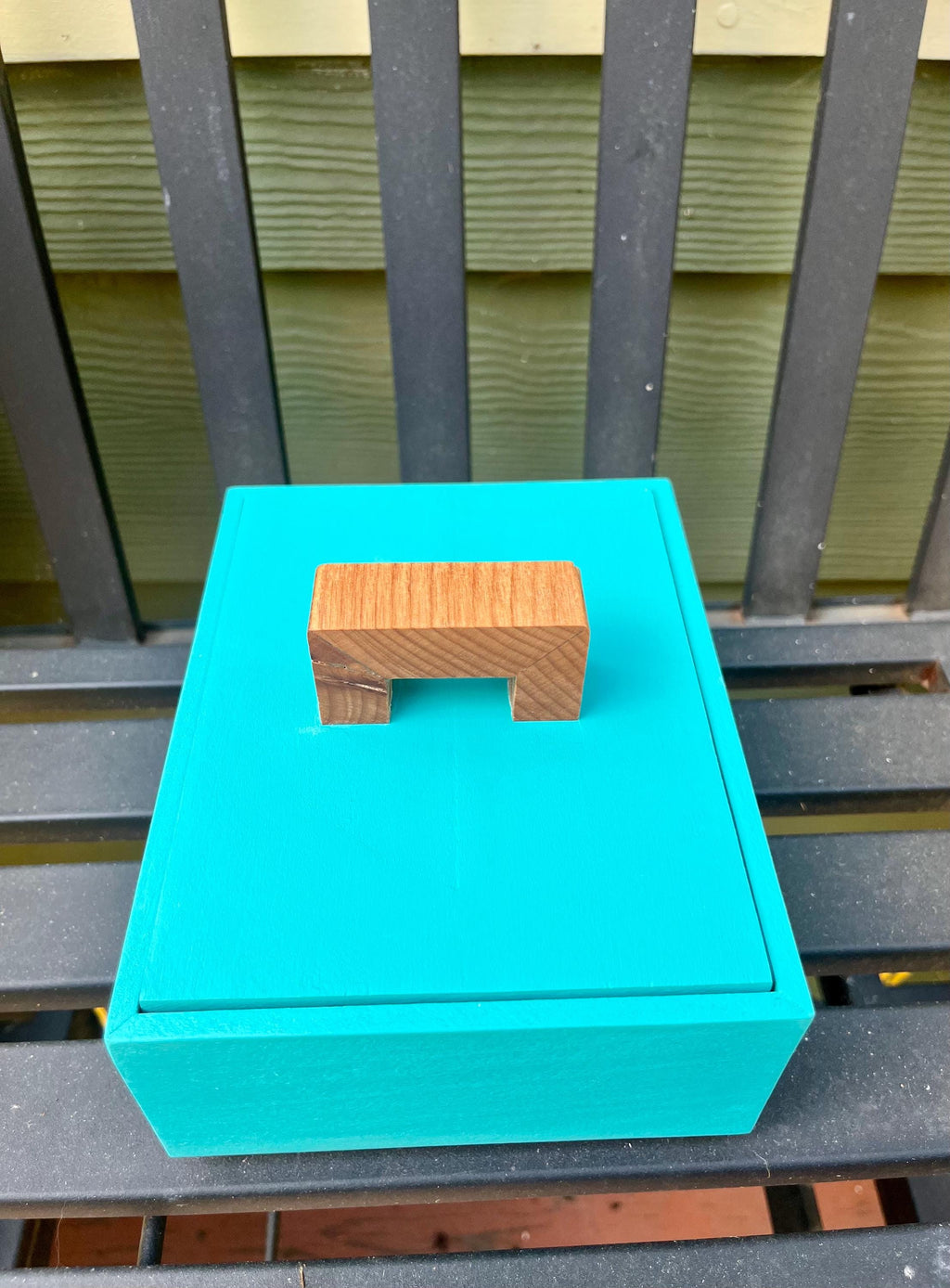 Hand-Painted Alder wood Jewelry Box: Oak Base, Petrified Wood Pull