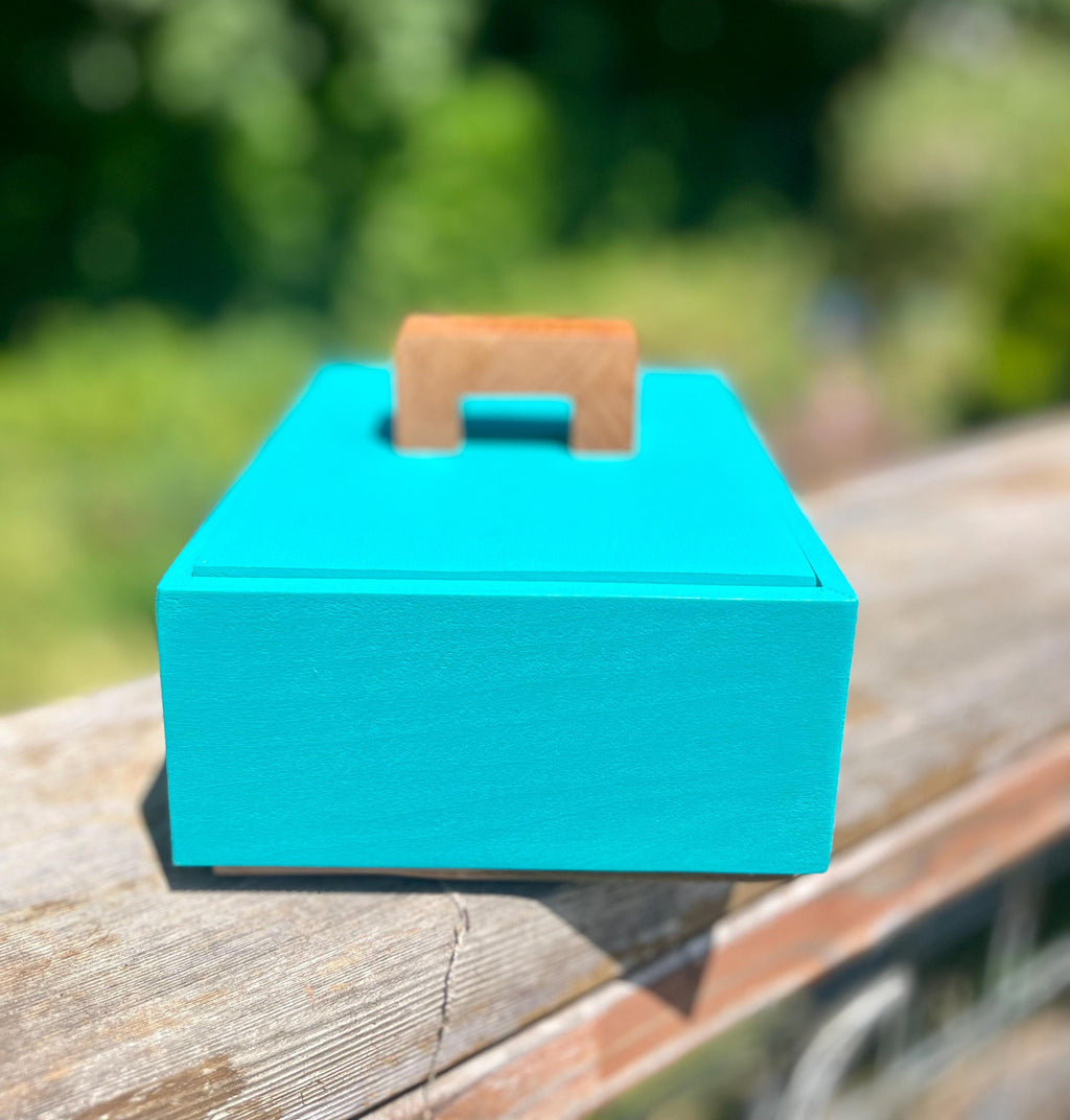 Hand-Painted Alder wood Jewelry Box: Oak Base, Petrified Wood Pull