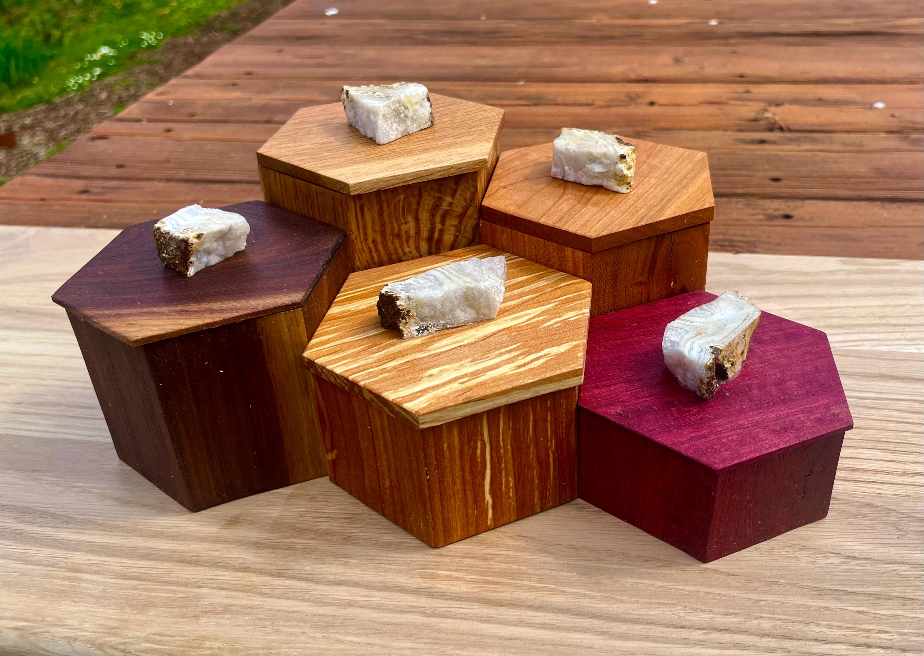 Honeycomb Jewelry Box: Mixed Wood & Oregon Thunderegg Lids