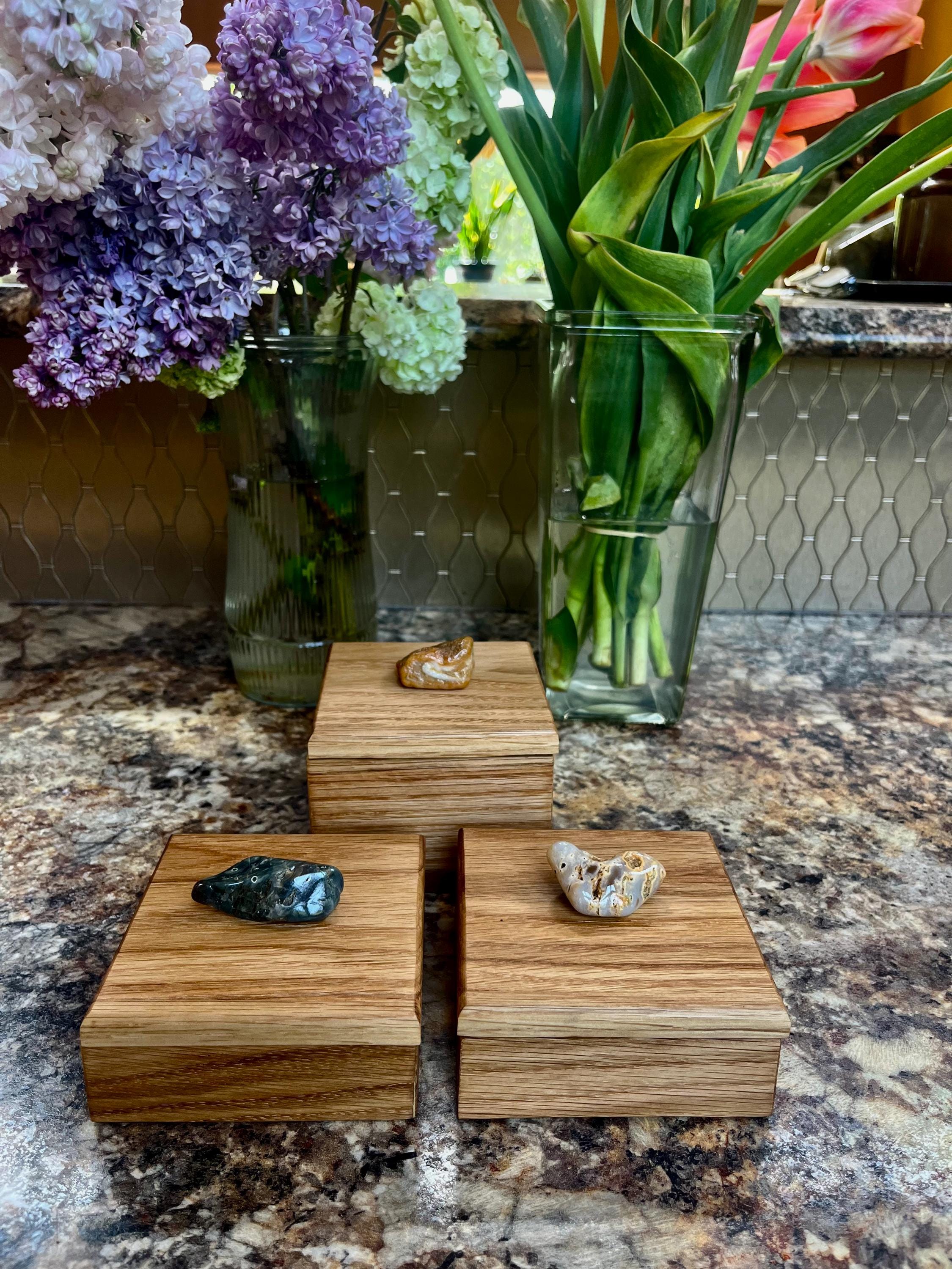 Handcrafted Oak Box Set: Willamette Valley Agate Pulls, Sparkle Felt Lining