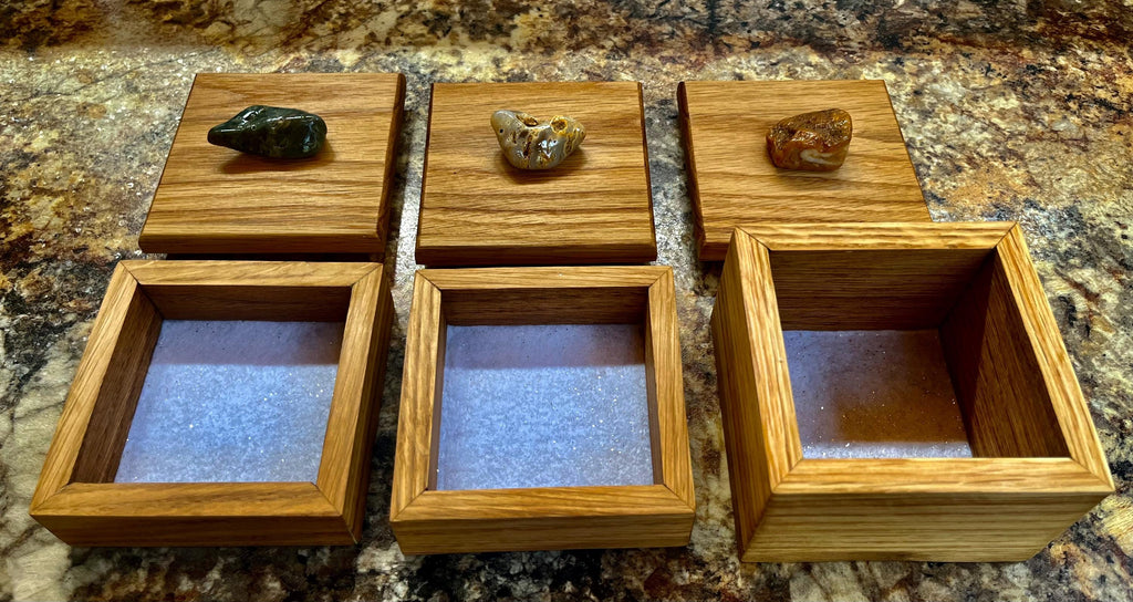 Handcrafted Oak Box Set: Willamette Valley Agate Pulls, Sparkle Felt Lining