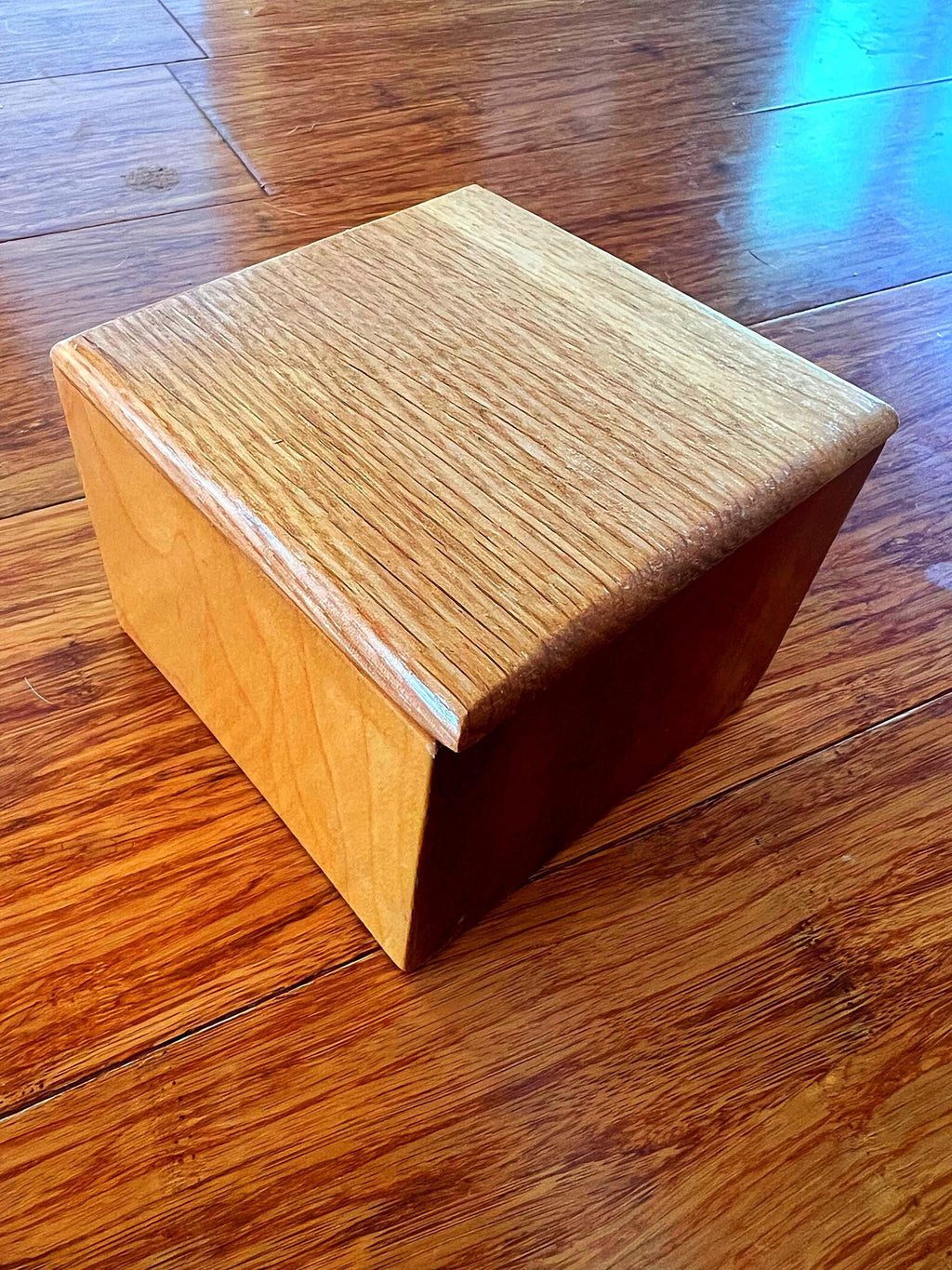 Handmade 5-Wood Keepsake Box: Black Sparkle Felt Lining, Tung Oil Finish