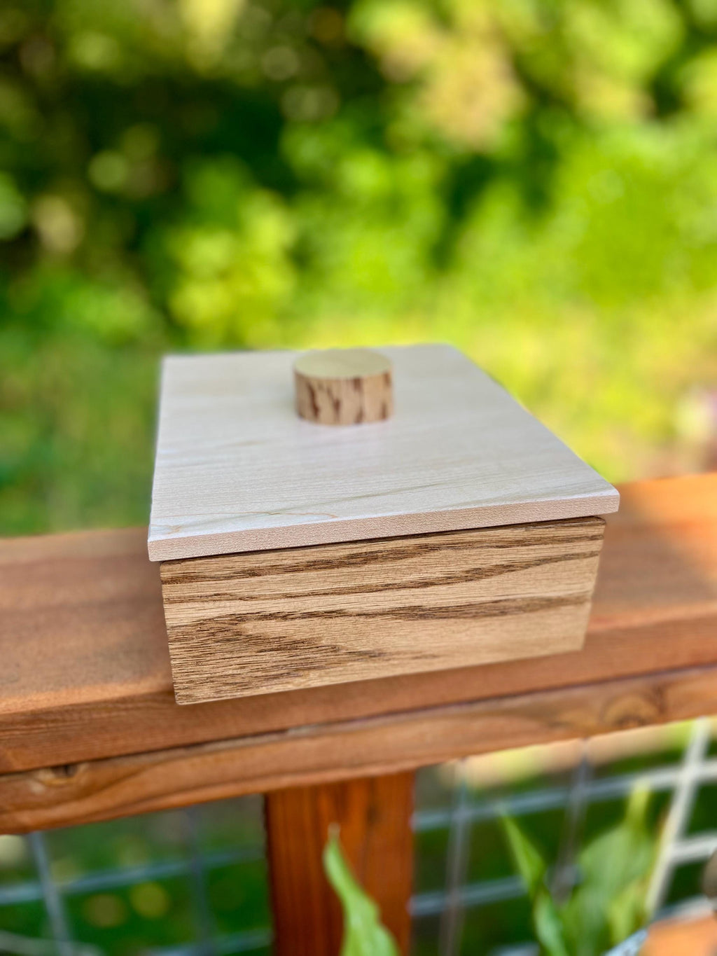 Handmade Solid Oak Jewelry Box: Rustic Maple Lid Storage