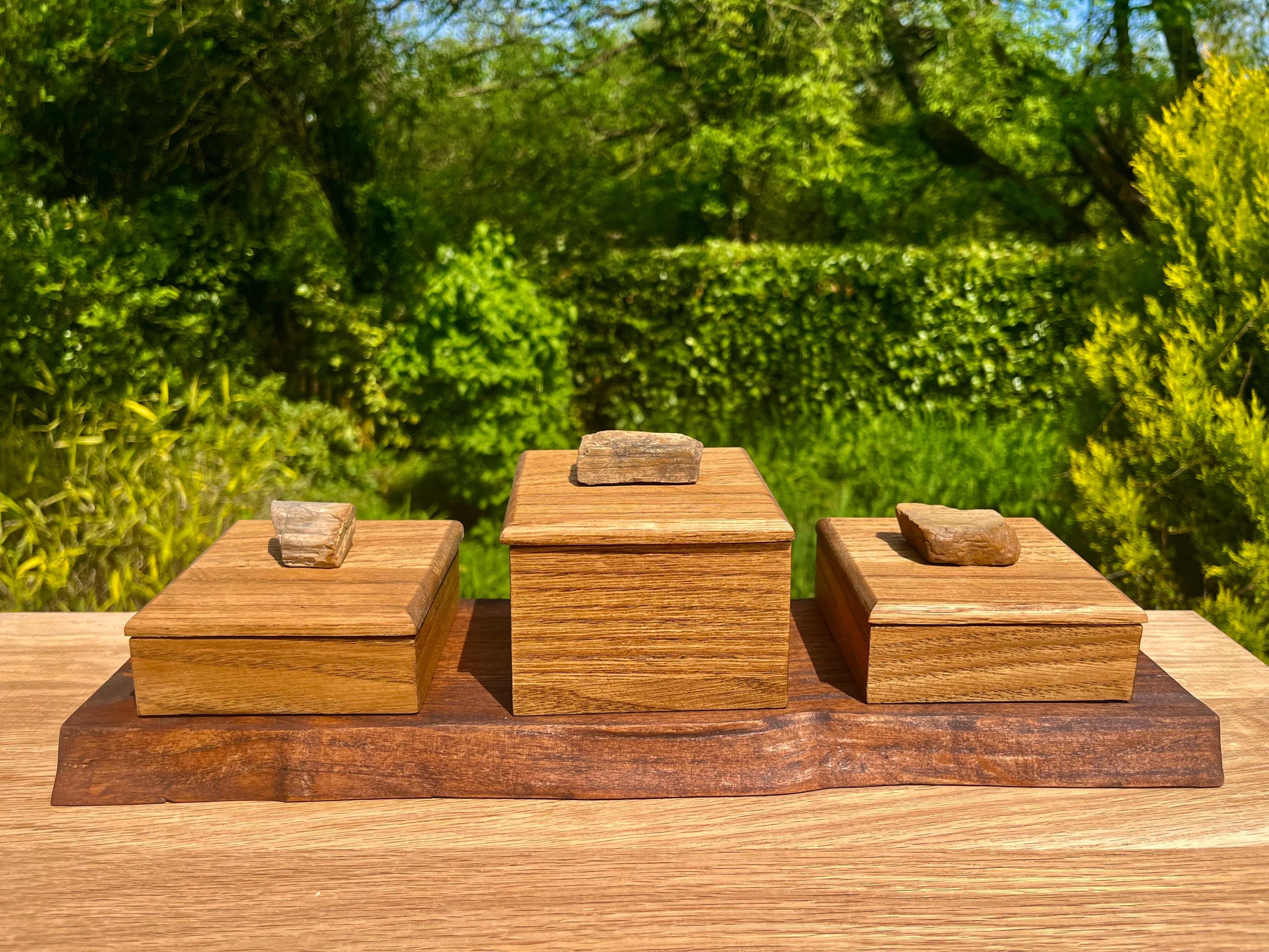 Oak 3-Box Set: Petrified Wood Pulls, Live-Edge Alder Tray