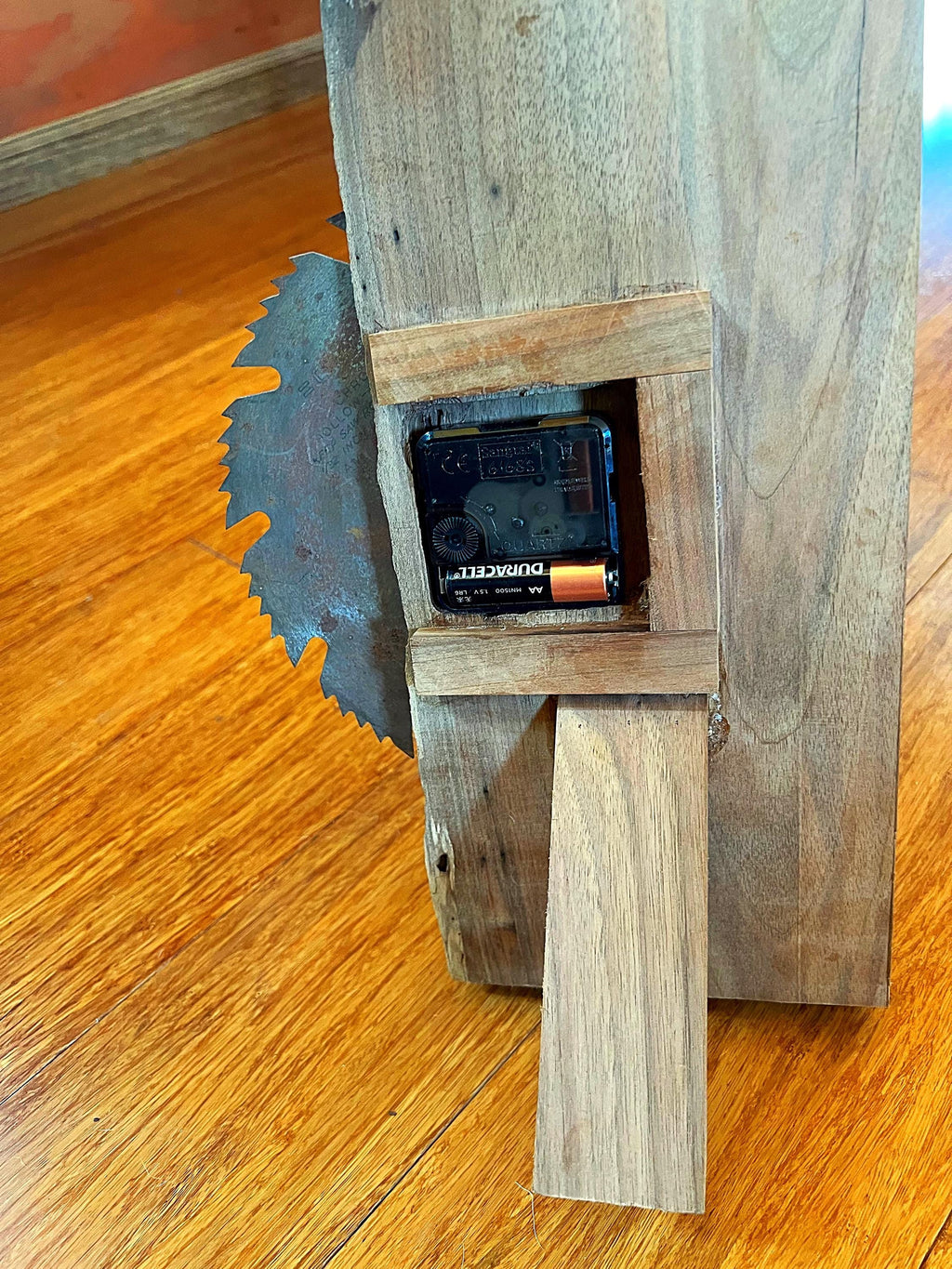 Handmade Walnut Desk Clock with Upcycled Saw Blade: Rustic Man Cave Decor