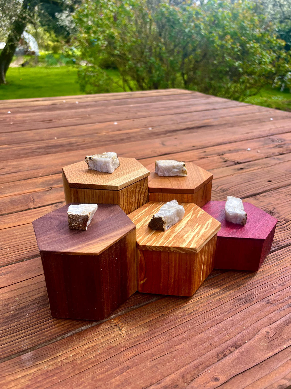 Honeycomb Jewelry Box: Mixed Wood & Oregon Thunderegg Lids