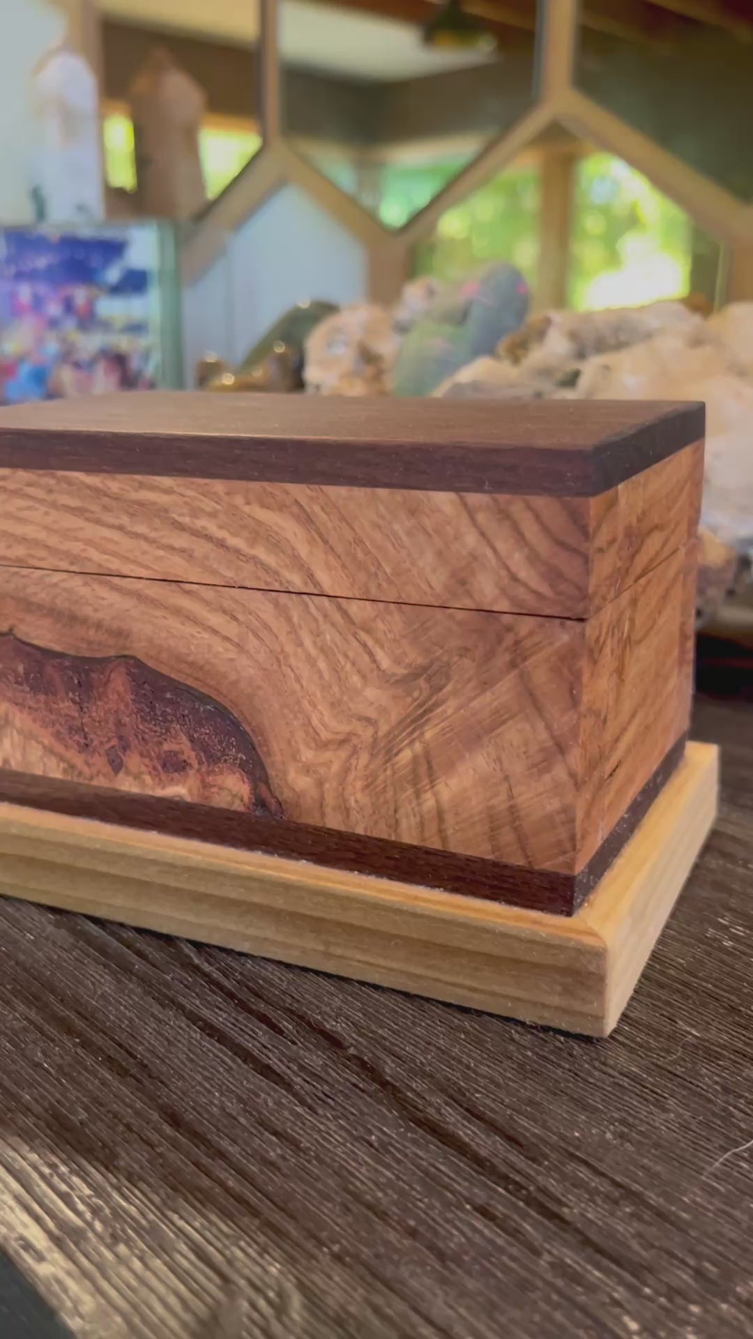 Oregon Oak & Walnut Keepsake Box | One-of-a-Kind | Hinged Lid | Green Felt Lined
