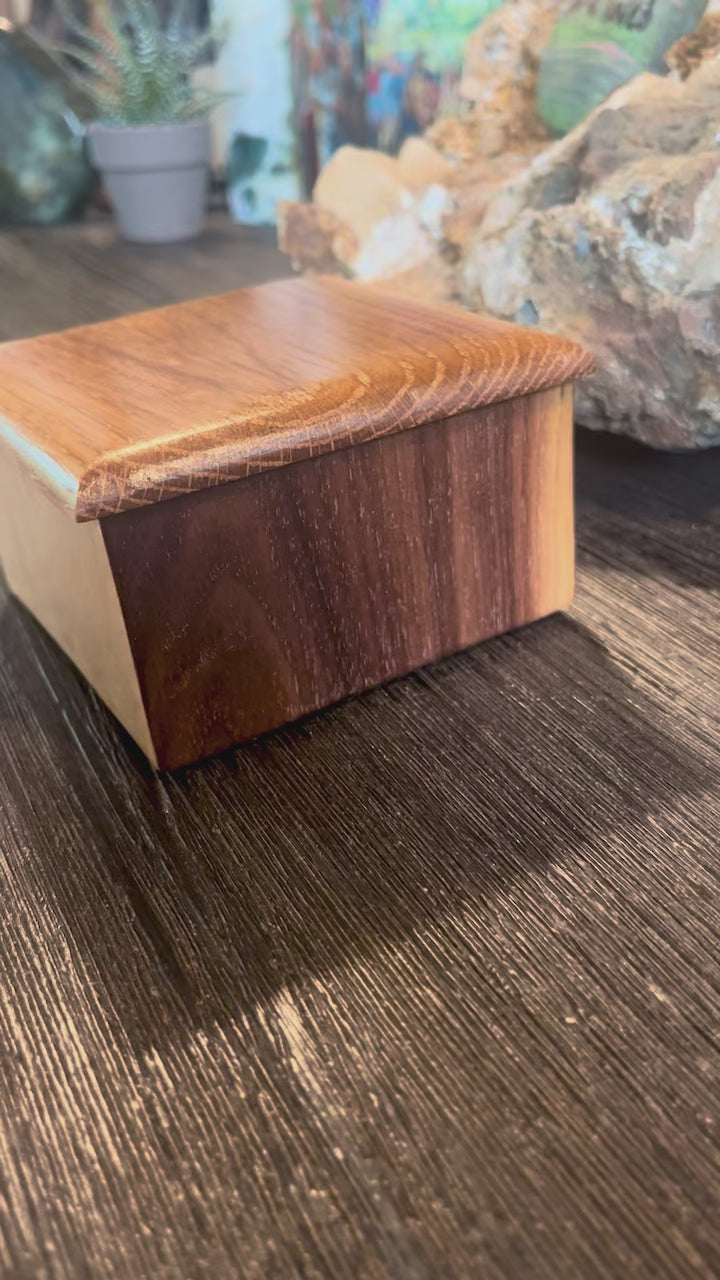 Handcrafted 5-Wood Keepsake Box: White Sparkle Felt Lined, Tung Oil Finish